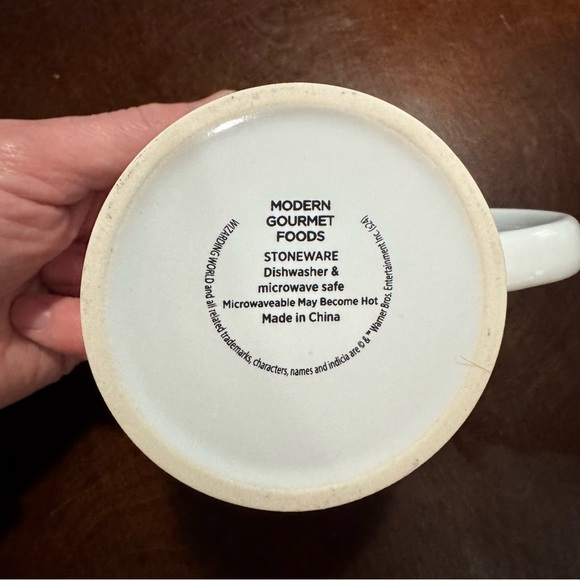 Wizarding World Of Harry Potter Hogwarts Stoneware Coffee Mug White Coffee & Tea - Picture 7 of 8